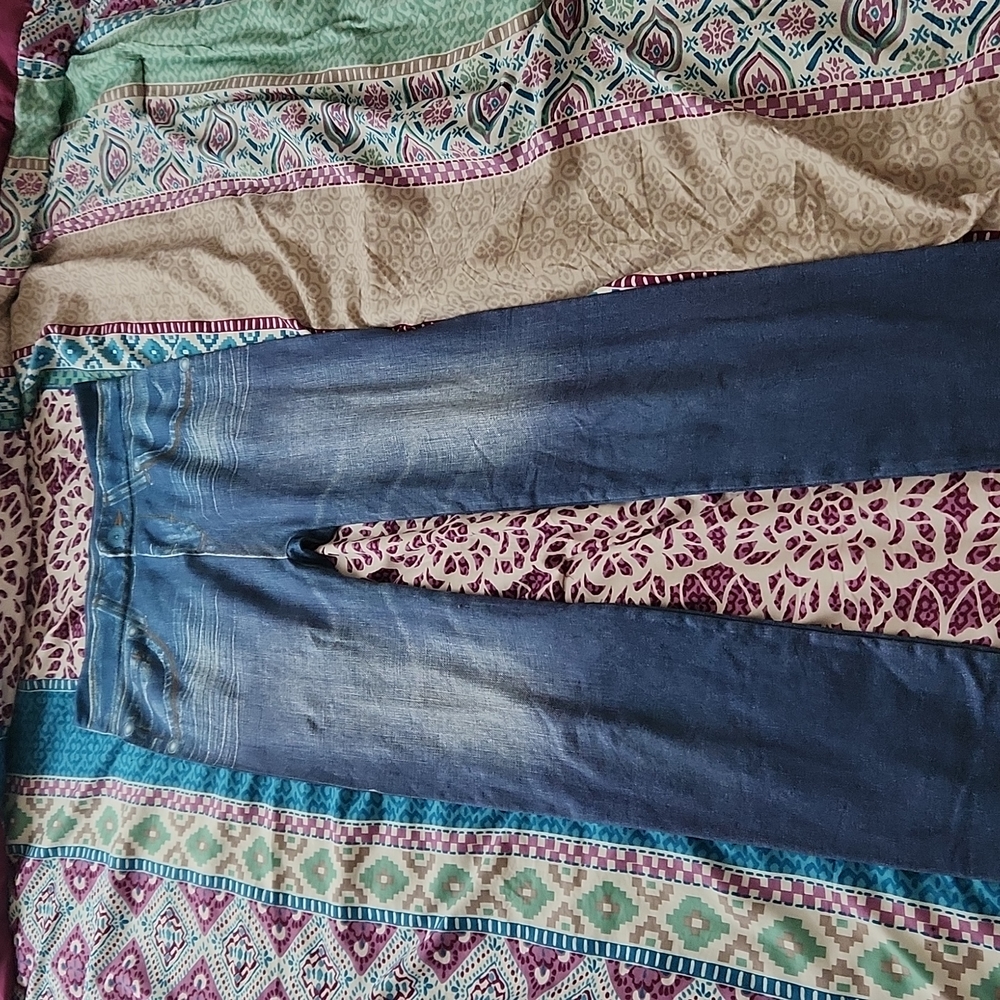 Blue jeggings